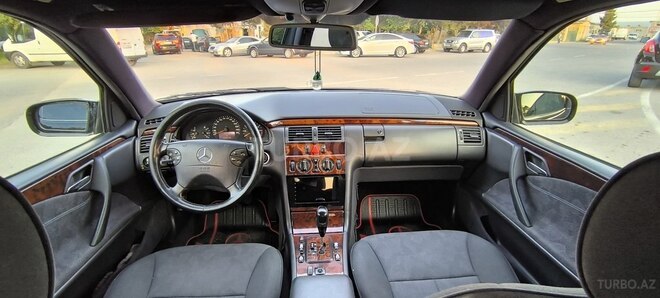 Mercedes E 280 2000, 385,000 km - 2.8 l - Sumqayıt