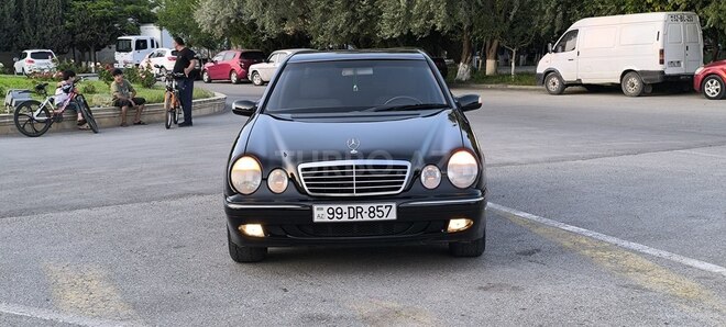 Mercedes E 280 2000, 385,000 km - 2.8 l - Sumqayıt