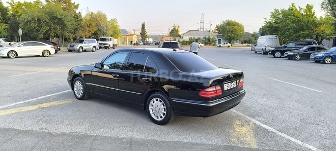 Mercedes E 280 2000, 385,000 km - 2.8 l - Sumqayıt