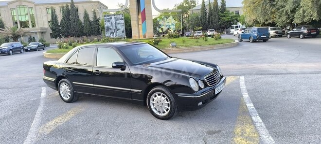 Mercedes E 280 2000, 385,000 km - 2.8 l - Sumqayıt