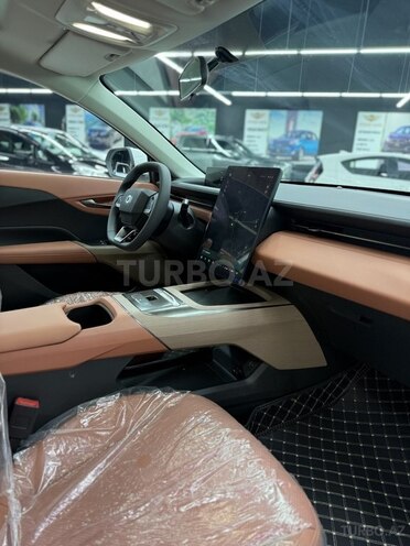 Changan Qiyuan A05-10