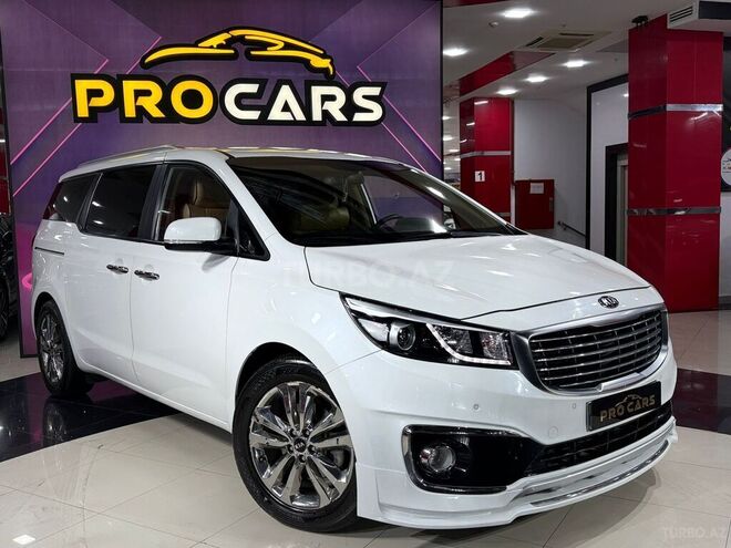 Kia Carnival-2