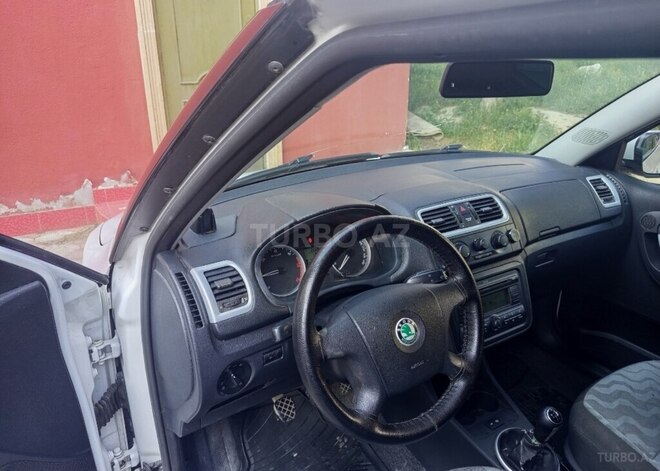 Skoda Fabia 2008, 282,000 km - 1.4 l - Bakı