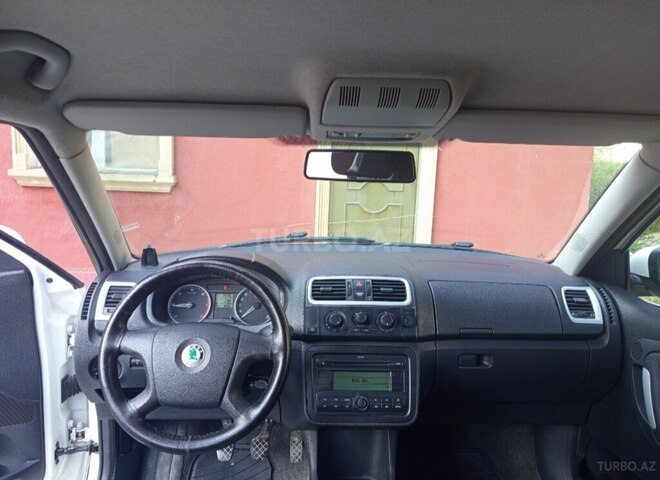 Skoda Fabia 2008, 282,000 km - 1.4 l - Bakı