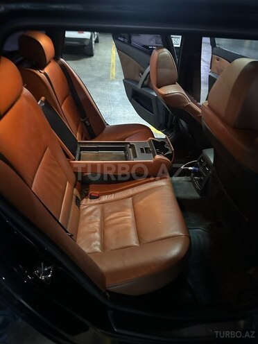 BMW 520 2006, 300,000 km - 2.0 l - Bakı