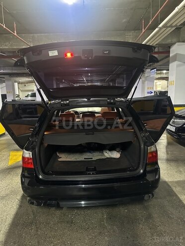 BMW 520 2006, 300,000 km - 2.0 l - Bakı