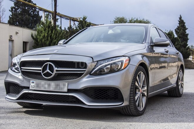 Mercedes C 300-1