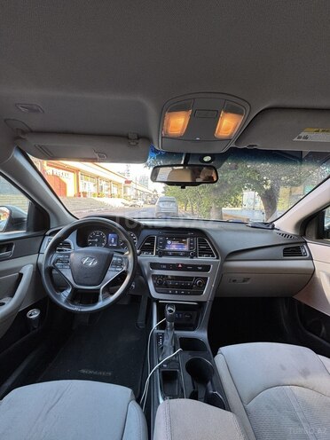 Hyundai Sonata-7