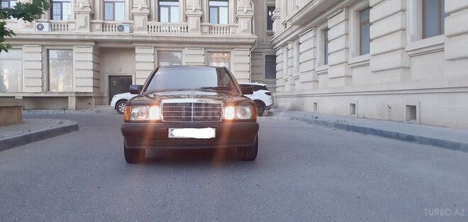 Mercedes 190 1992, 296,858 km - 2.0 л - Bakı