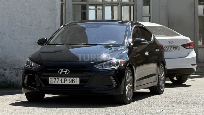 Hyundai Elantra 2016, 215,000 km - 2.0 л - Bakı