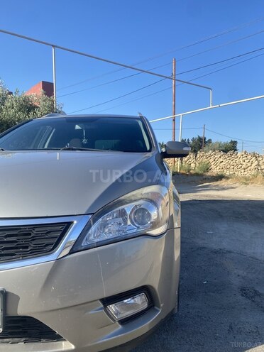 Kia  2010, 340,000 km - 1.6 l - Bakı