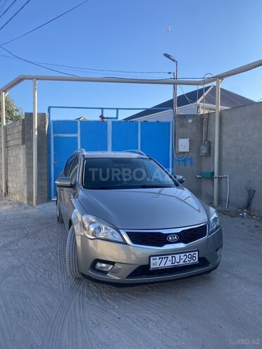 Kia  2010, 340,000 km - 1.6 l - Bakı
