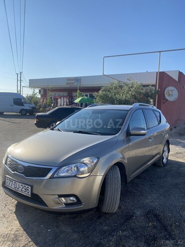 Kia  2010, 340,000 km - 1.6 l - Bakı