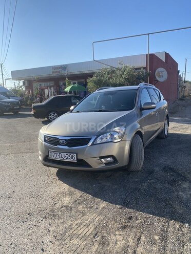 Kia  2010, 340,000 km - 1.6 l - Bakı
