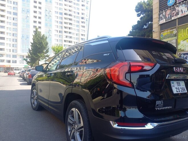 GMC Terrain-11