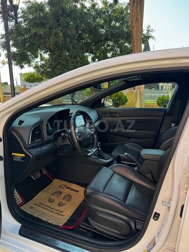 Hyundai Elantra 2018, 66,000 km - 1.6 l - Gəncə