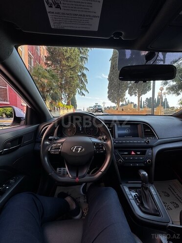 Hyundai Elantra 2018, 66,000 km - 1.6 l - Gəncə