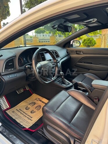 Hyundai Elantra 2018, 66,000 km - 1.6 l - Gəncə