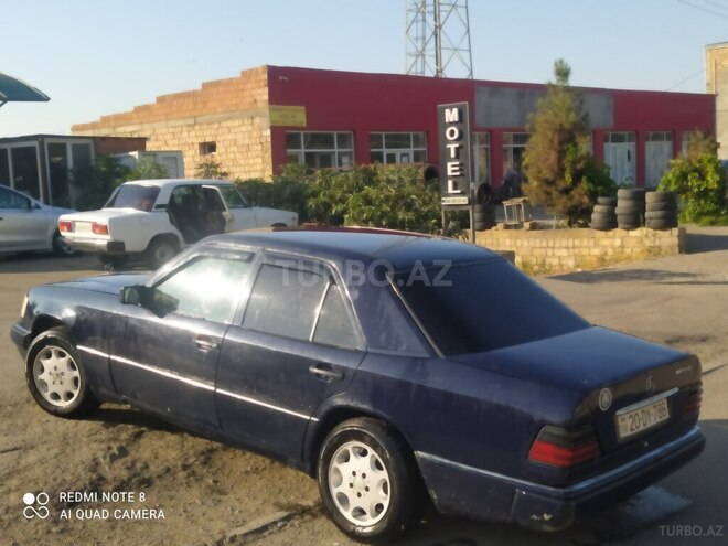 Mercedes E 220 1994, 456,000 km - 2.2 л - Gəncə