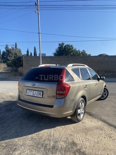 Kia  2010, 340,000 km - 1.6 l - Bakı