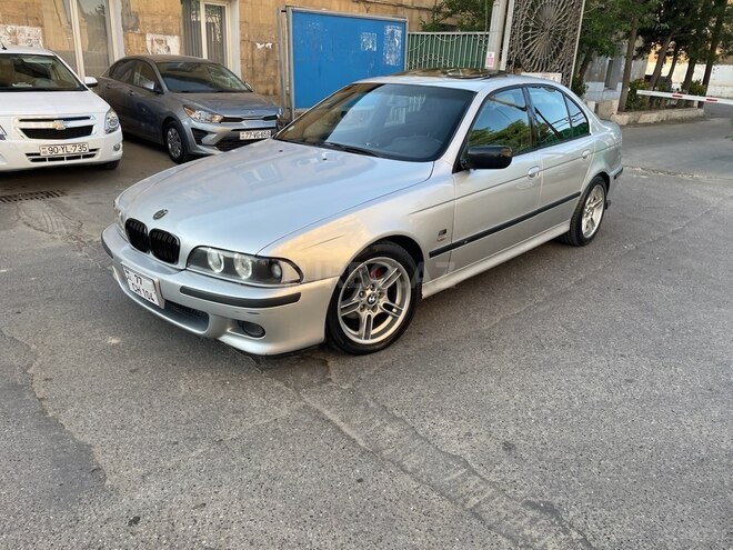 BMW 525 2000, 299,321 km - 2.5 l - Bakı