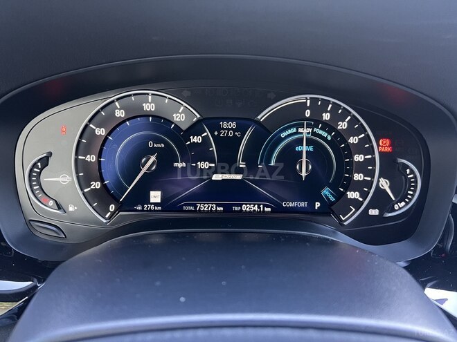 BMW 530e-14