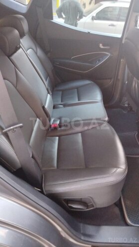 Hyundai Santa Fe-9