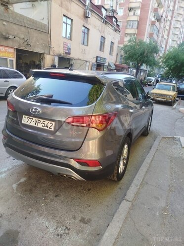 Hyundai Santa Fe-2