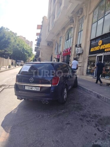 Opel Astra 2010, 314,000 km - 1.4 l - Bakı