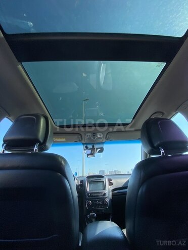 Kia Sorento-21