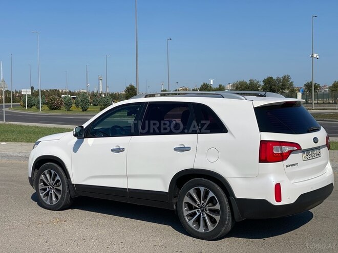 Kia Sorento-8