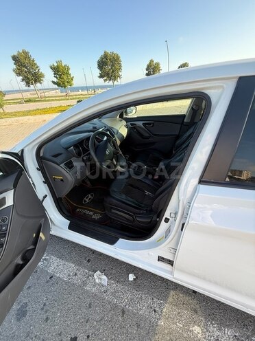 Hyundai Elantra 2015, 263,936 km - 1.8 l - Bakı