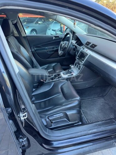 Volkswagen Passat-11
