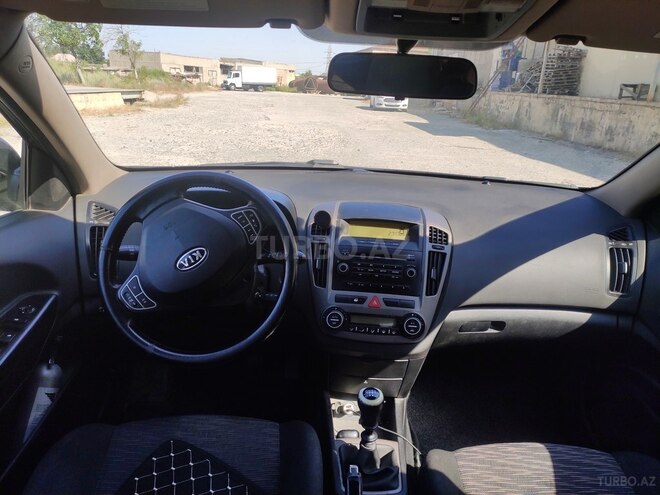 Kia  2008, 420,000 km - 1.6 l - Bakı