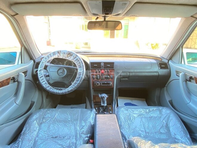 Mercedes C 230 1998, 248,133 km - 2.3 l - İmişli