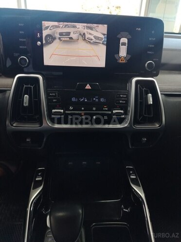 Kia Sorento-16