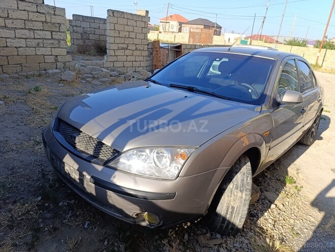 Ford Mondeo 2001, 300,000 km - 2.0 l - Bakı