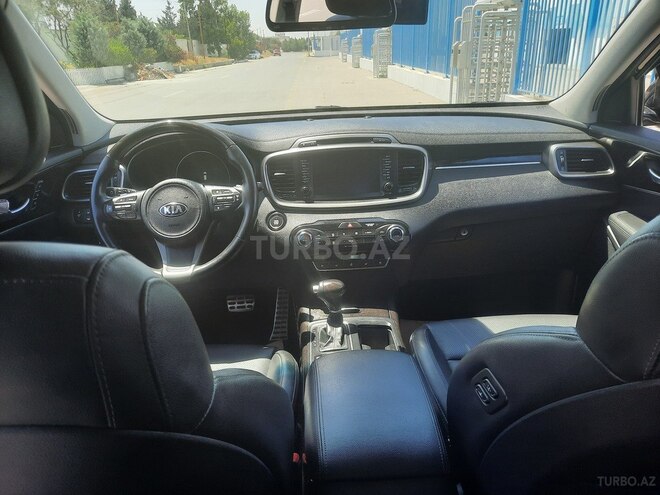 Kia Sorento-10