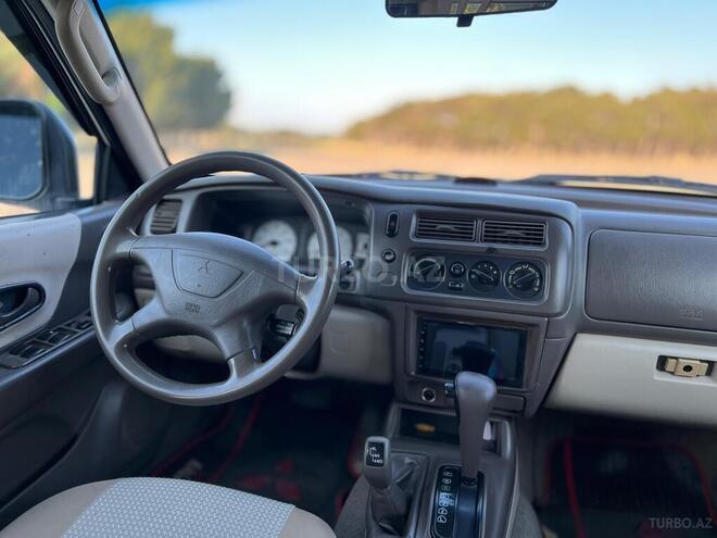 Mitsubishi  2003, 301,000 km - 3.0 l - Sumqayıt