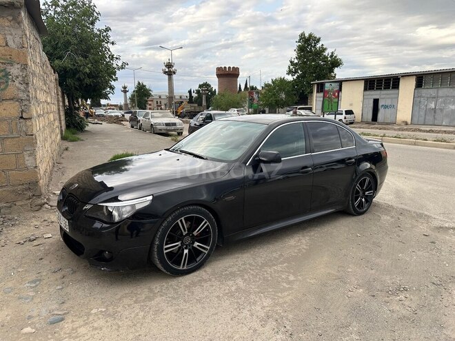 BMW 525 2004, 286,000 km - 2.5 l - Gəncə