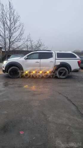 Nissan Navara 2016, 77,000 km - 2.5 l - Bakı