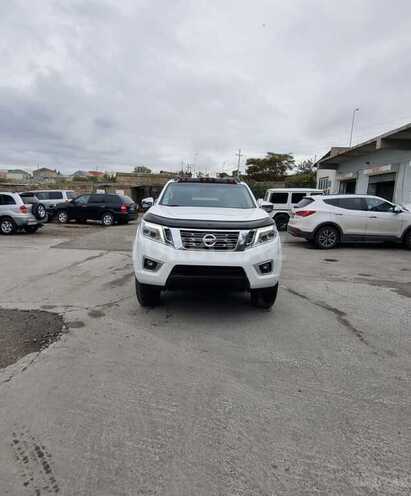 Nissan Navara 2016, 77,000 km - 2.5 l - Bakı
