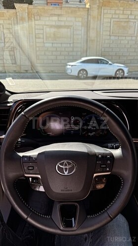 Toyota Crown 2024, 33,796 km - 2.5 л - Bakı