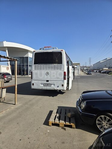 Mercedes  1988, 450,000 km - 12.0 l - Bakı