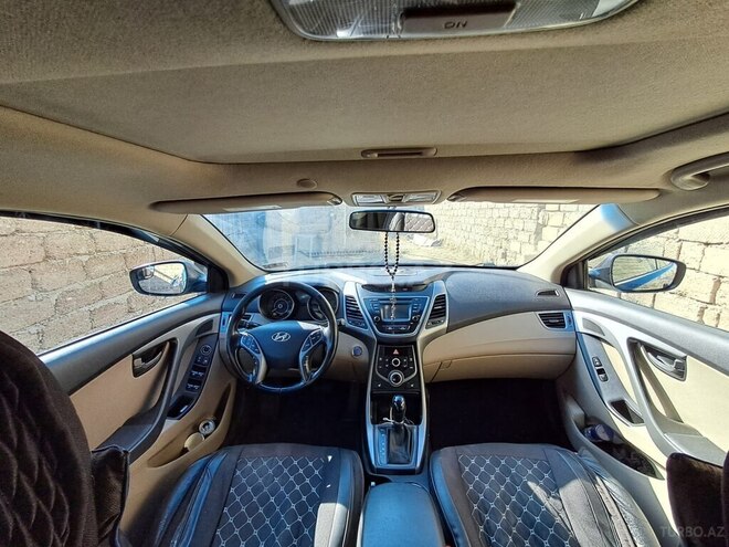 Hyundai Elantra 2015, 266,000 km - 1.8 l - Bakı