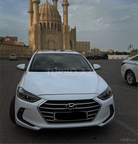 Hyundai Avante 2016, 228,000 km - 1.6 л - Bakı