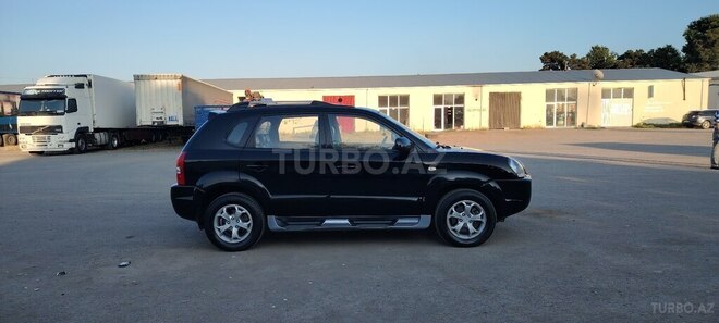 Hyundai Tucson 2009, 301,372 km - 2.7 l - Tovuz