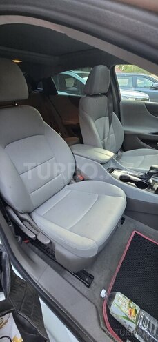 Chevrolet Malibu-4