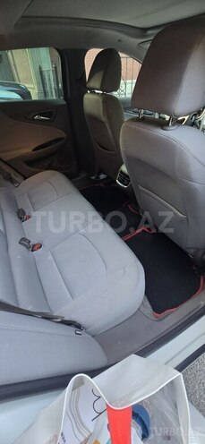 Chevrolet Malibu-8