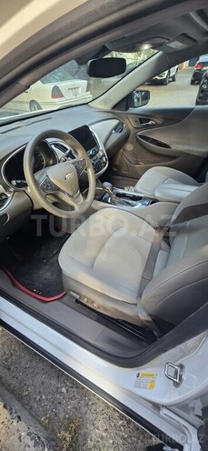 Chevrolet Malibu-9